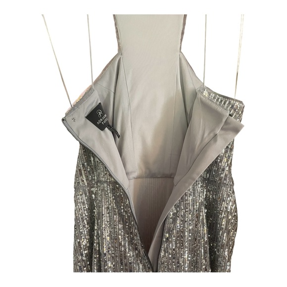 Nwt Adrianna Papell Sequin Cutaway Gown Silver women’s Size 8  US  $ 219 - Picture 7 of 16